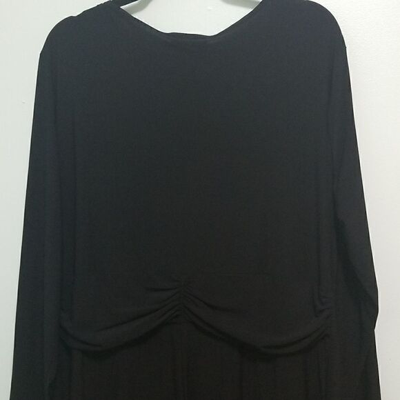 Serengeti modest, minimalist black mid length dress. Size XL. - Picture 5 of 5